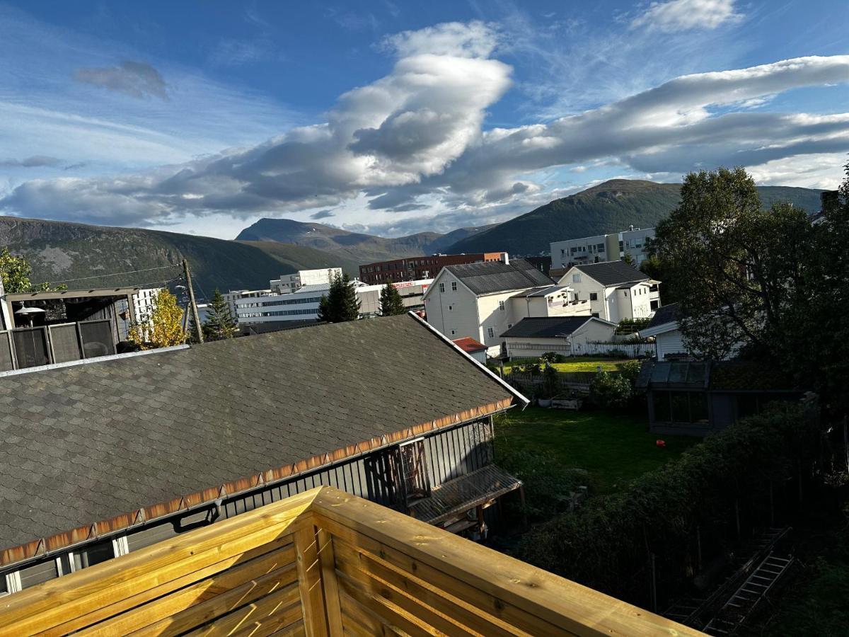 Tromso Central Guest House With Parking Buitenkant foto